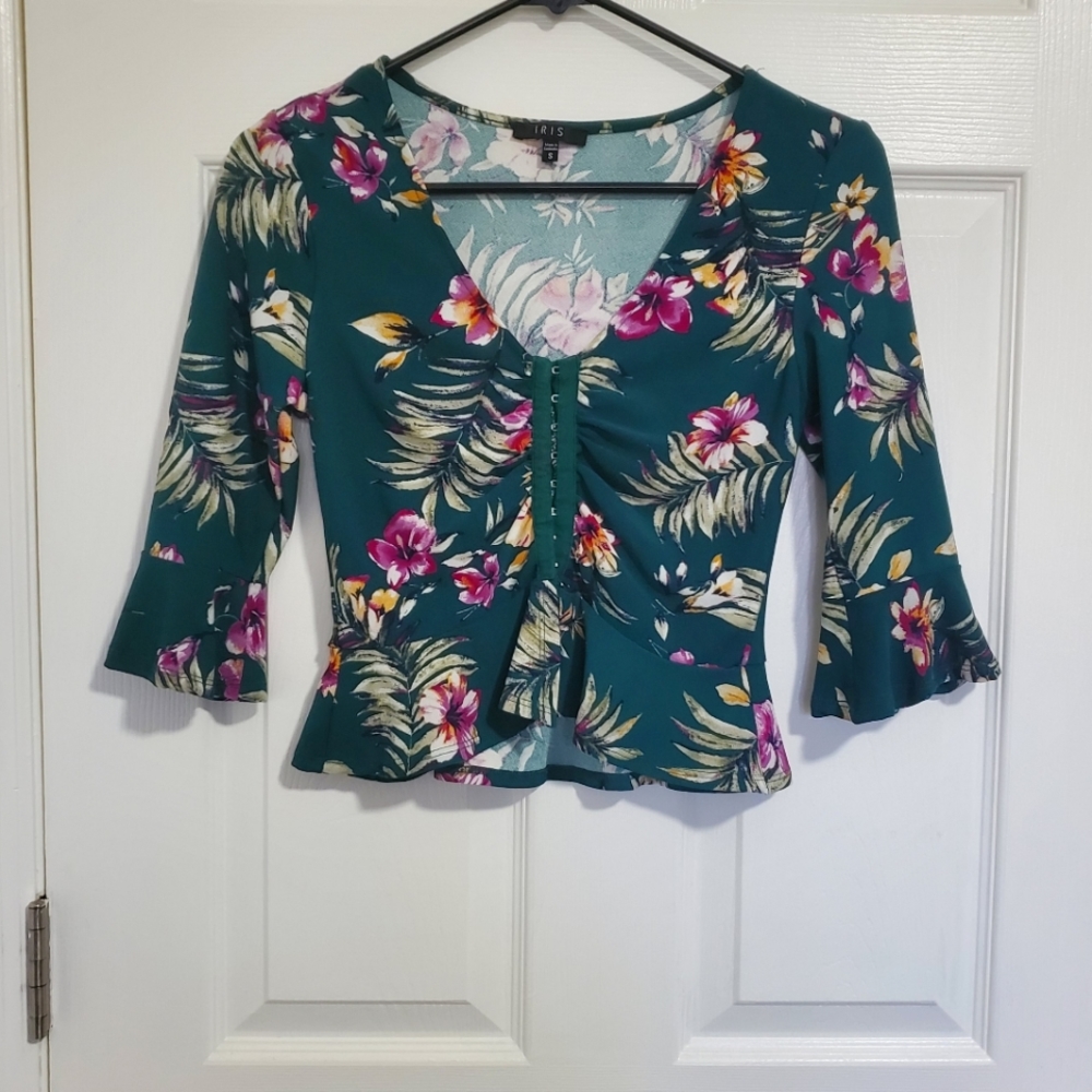 🌺Tropical Brunch Crop Top Blouse